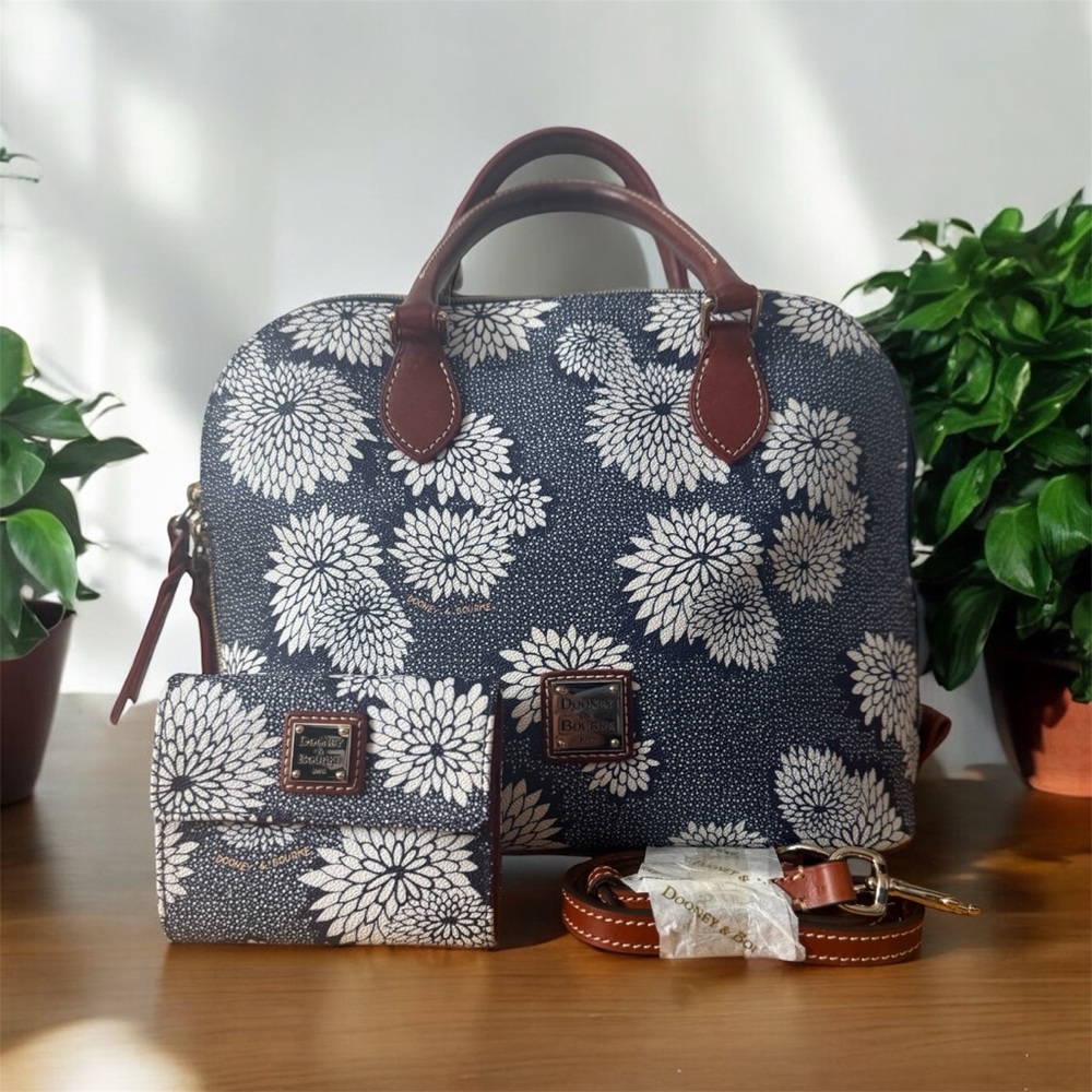 Dooney & Bourke Rare Zinnia Collection Zip Zip Satchel with Matching Wallet